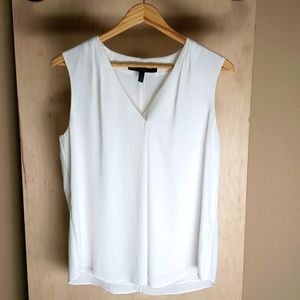 White house black market size 4 sleeveless blouse, cream